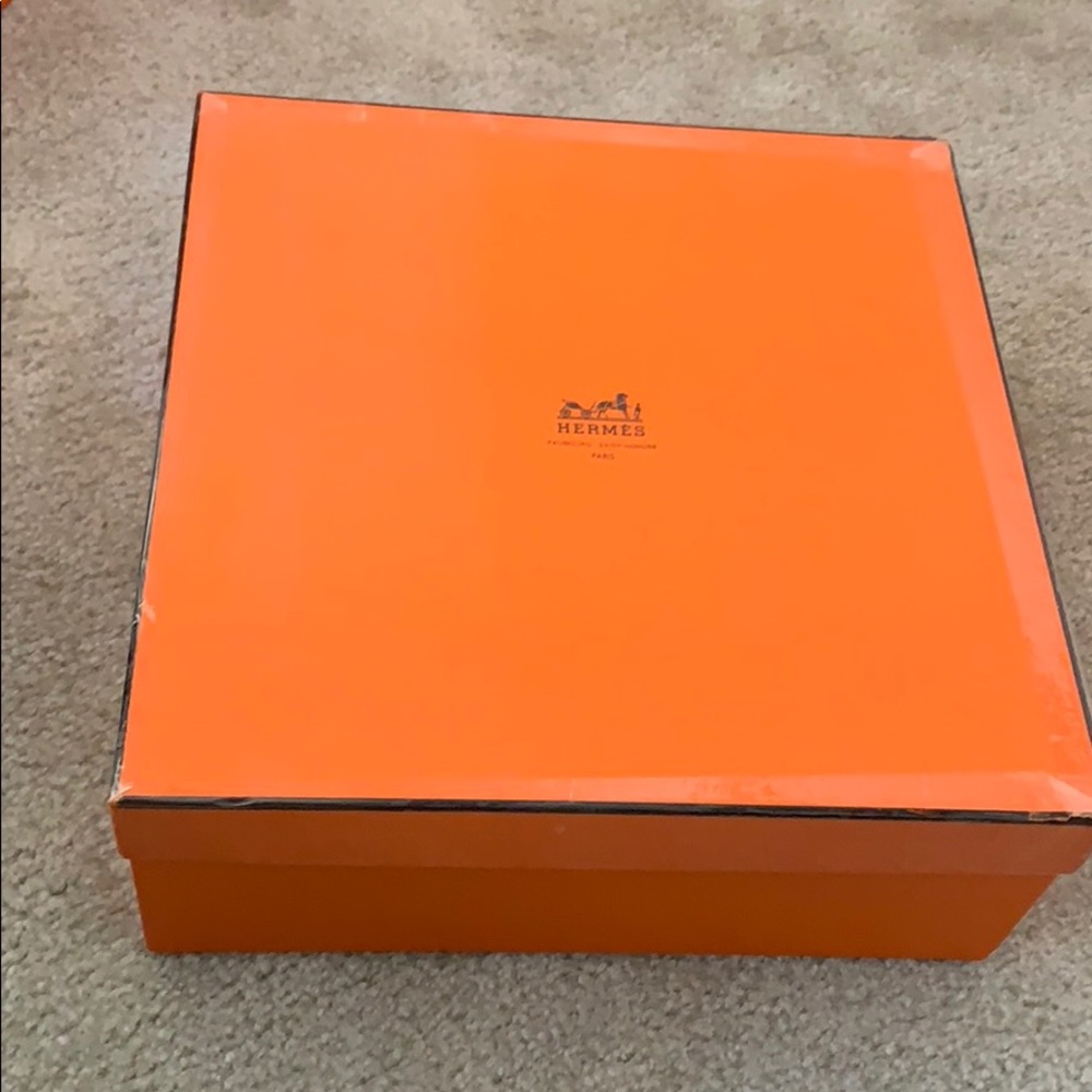 Hermès box for bags